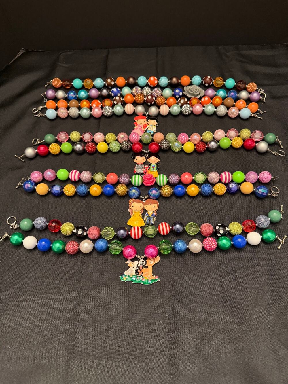 Lot 10 Chunky Bubblegum Beaded Necklaces Disney Character Charms Unbranded 18”